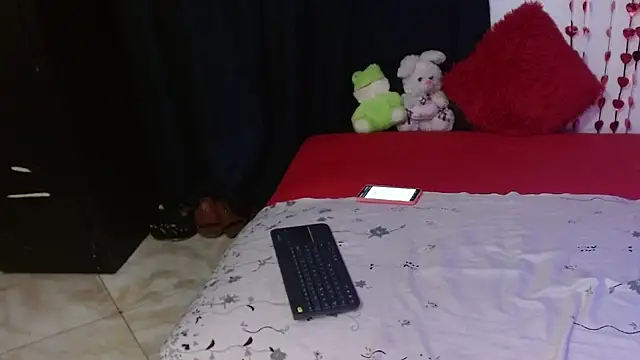 Latin Mature975 online show from March 2, 2025, 8:05 am