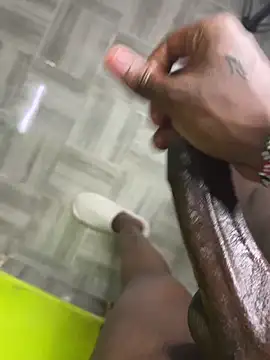 Snapshot of Bigcock_254 chatting on November 25, 2025, 7:36 pm Bigcock 254 online show from November 25, 2025, 7:36 pm