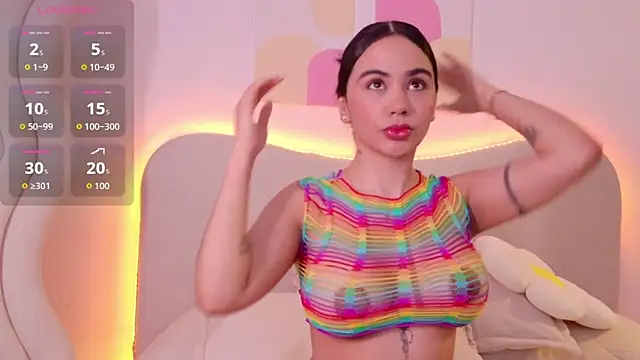 innocentlady  online show from December 2, 2025, 9:21 pm