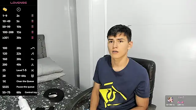 Snapshot of Jacobb_Lee chatting on January 11, 2025, 7:38 pm Jacobb Lee online show from January 11, 2025, 7:38 pm