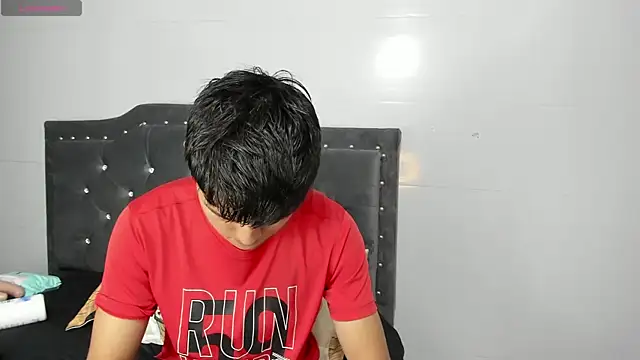 Snapshot of Jacobb_Lee chatting on March 11, 2025, 8:09 pm Jacobb Lee online show from March 11, 2025, 8:09 pm