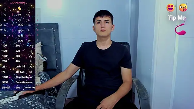 Snapshot of Jacobb_Lee chatting on November 6, 2025, 10:21 pm Jacobb Lee online show from November 6, 2025, 10:21 pm