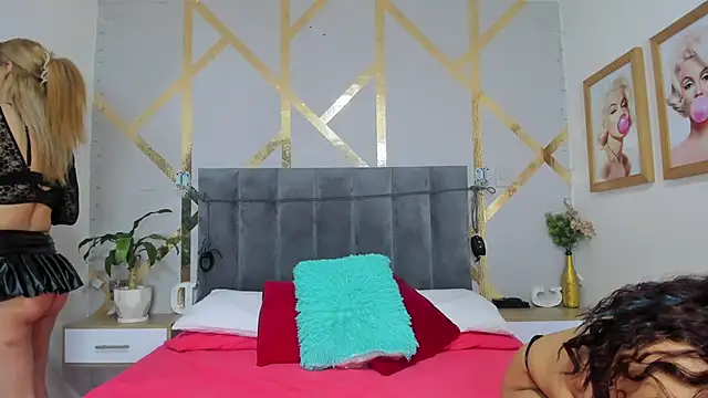 Danna Reyees online show from November 22, 2025, 11:53 am