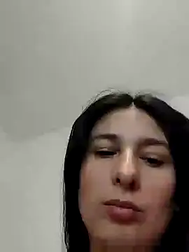 Snapshot of Bigyummmzul chatting on December 26, 2024, 1:51 am Bigyummmzul online show from December 26, 2024, 1:51 am