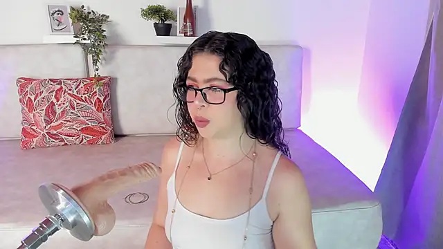 Malka Burning online show from February 10, 2025, 8:21 pm