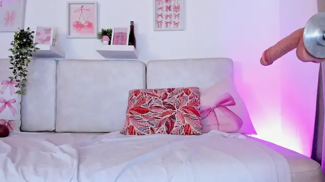 Malka Burning online show from September 15, 2025, 8:09 pm