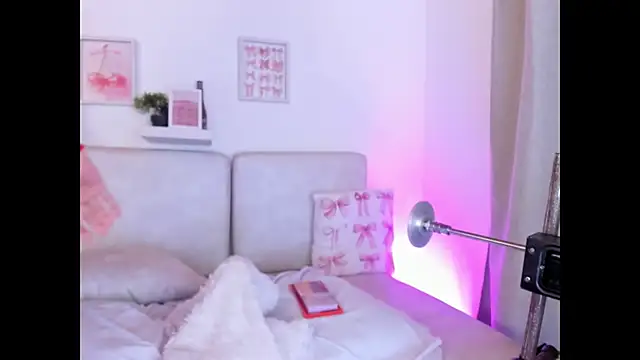 Malka Burning online show from November 12, 2025, 8:30 pm