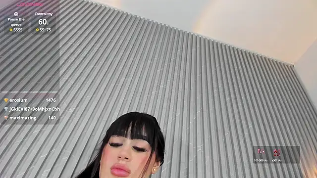 SOPHICARTERS online show from February 26, 2025, 2:57 pm