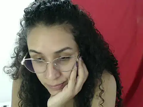 Snapshot of princess_yours chatting on January 8, 2025, 11:52 pm princess yours online show from January 8, 2025, 11:52 pm