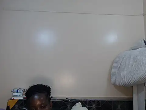 sweet essin online show from September 14, 2025, 9:58 pm