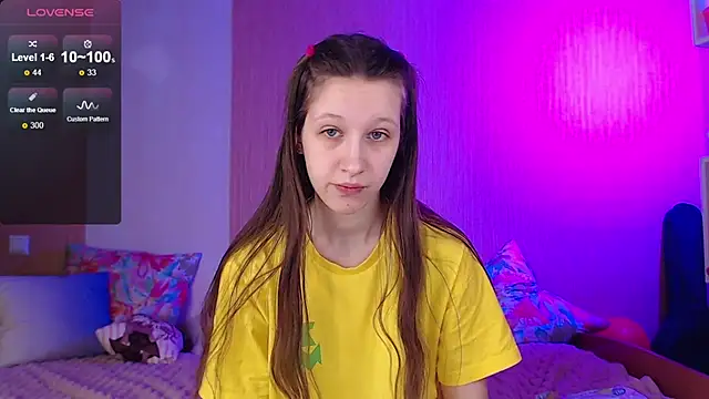 ur kitty   online show from March 10, 2025, 1:10 pm