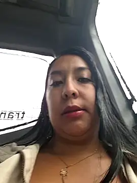 Bella keny online show from February 5, 2025, 1:33 pm