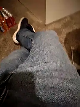 A man in public online show from October 22, 2025, 11:10 am