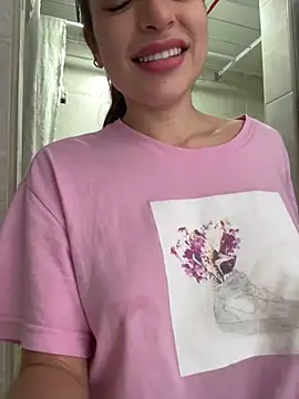 dakota le online show from April 4, 2026, 3:31 pm