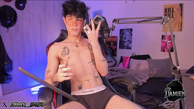 Snapshot of cinnamon_boyxxx chatting on November 15, 2025, 2:53 am cinnamon boyxxx online show from November 15, 2025, 2:53 am