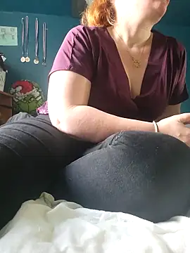 cruellaculdenfer67 online show from February 16, 2026, 2:02 pm