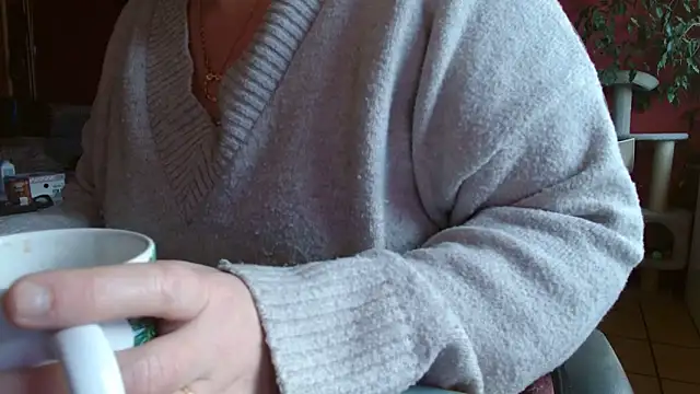 cruellaculdenfer67 online show from February 17, 2026, 8:33 am