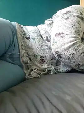 cruellaculdenfer67 online show from April 13, 2026, 11:59 am