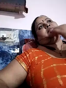 Kiyara7 online show from February 4, 2025, 3:47 pm