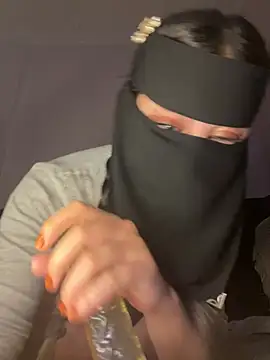 Snapshot of Jumanaa chatting on February 15, 2026, 4:25 pm Jumanaa online show from February 15, 2026, 4:25 pm