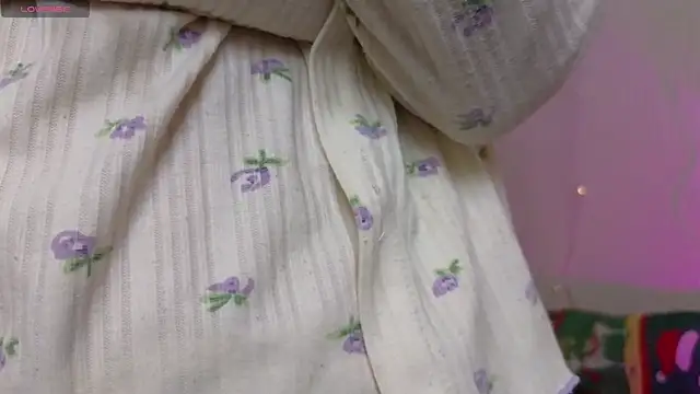 christy memeow online show from November 29, 2025, 3:26 pm