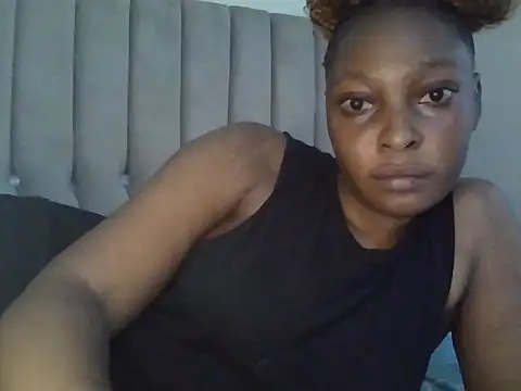 Midnight Clique  online show from November 15, 2025, 2:02 pm