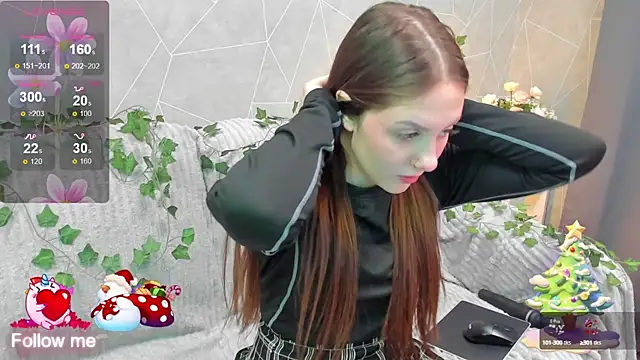 Snapshot of Kvetachka chatting on December 15, 2024, 3:56 am Kvetachka online show from December 15, 2024, 3:56 am