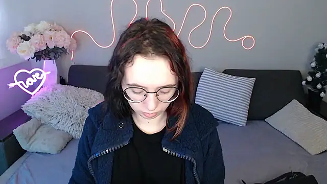 Mini Diva online show from January 10, 2026, 9:11 am