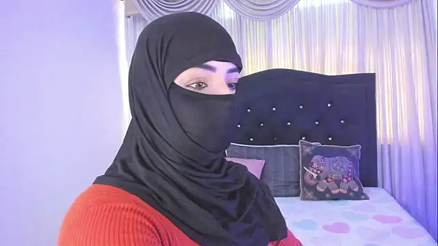 Snapshot of Uzra_hayed chatting on February 21, 2026, 2:07 pm Uzra hayed online show from February 21, 2026, 2:07 pm