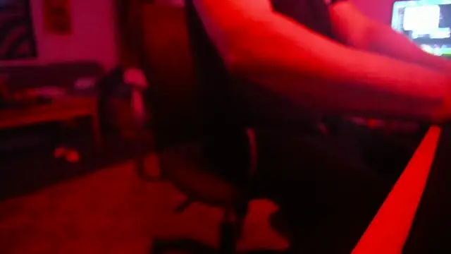 Snapshot of soulfuck92 chatting on February 5, 2026, 4:17 am soulfuck92 online show from February 5, 2026, 4:17 am