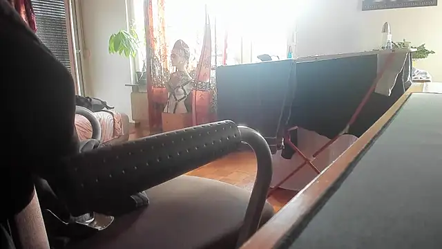 Snapshot of soulfuck92 chatting on March 7, 2026, 4:04 pm soulfuck92 online show from March 7, 2026, 4:04 pm