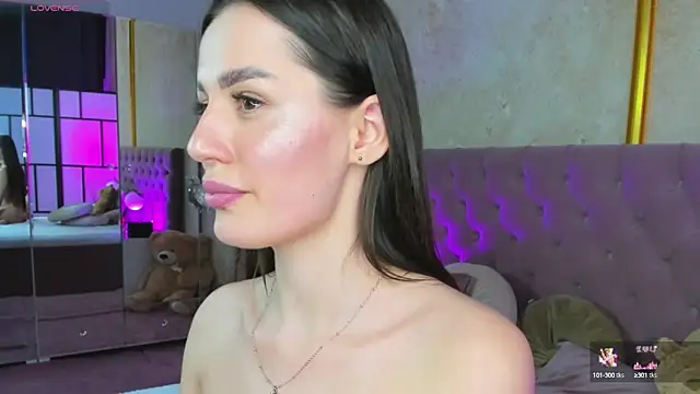 Jelisse Jones online show from February 6, 2025, 6:46 pm