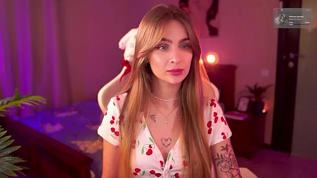 Snapshot of Kamila_icee chatting on February 11, 2026, 10:37 pm Kamila icee online show from February 11, 2026, 10:37 pm