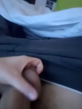 Snapshot of onbifeet chatting on December 13, 2024, 11:17 pm onbifeet online show from December 13, 2024, 11:17 pm