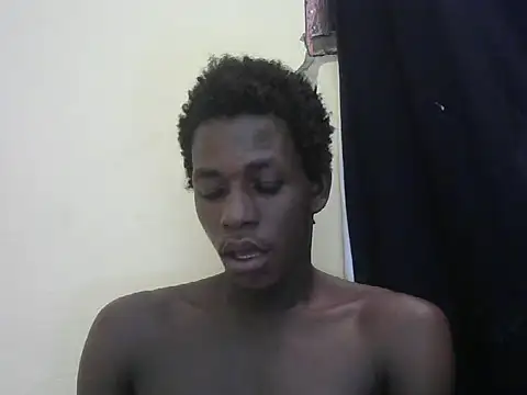 Bigras0011 online show from May 31, 2026, 3:47 am