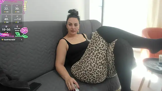 Abbeyk11 online show from October 20, 2025, 9:54 am