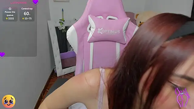 karla cute01 online show from February 25, 2025, 6:42 pm