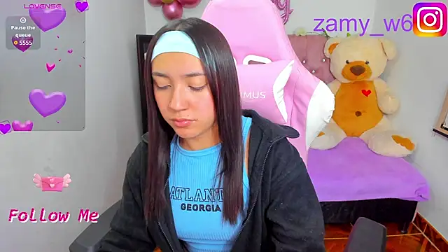 karla cute01 online show from November 2, 2025, 5:43 am