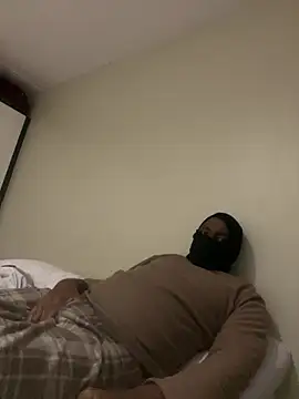 jaytee198610 online show from June 8, 2026, 2:34 am
