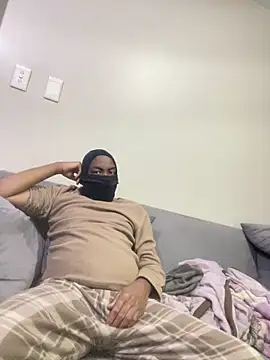 jaytee198610 online show from June 14, 2026, 8:33 pm