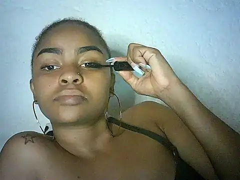 Snapshot of Bellabeltrann chatting on March 13, 2026, 5:41 pm Bellabeltrann online show from March 13, 2026, 5:41 pm