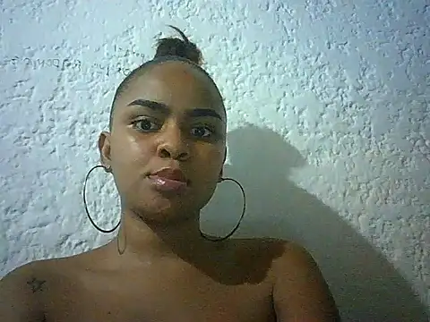 Snapshot of Bellabeltrann chatting on March 14, 2026, 10:32 am Bellabeltrann online show from March 14, 2026, 10:32 am