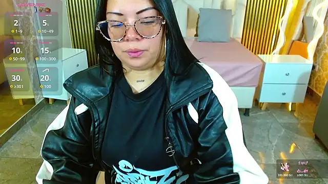 Snapshot of martinna_tay chatting on February 11, 2026, 3:11 am martinna tay online show from February 11, 2026, 3:11 am