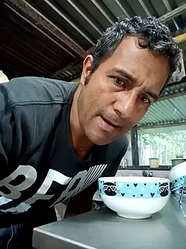 Snapshot of Janle_19c chatting on January 24, 2025, 11:26 am Janle 19c online show from January 24, 2025, 11:26 am