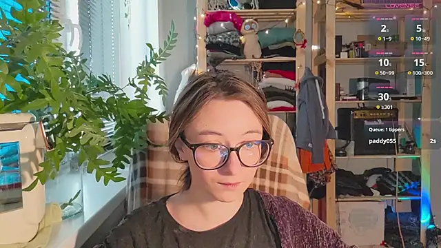 Snapshot of monlight__dana chatting on February 23, 2025, 1:32 pm monlight dana online show from February 23, 2025, 1:32 pm