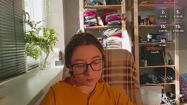 Snapshot of monlight__dana chatting on March 9, 2025, 12:53 pm monlight dana online show from March 9, 2025, 12:53 pm