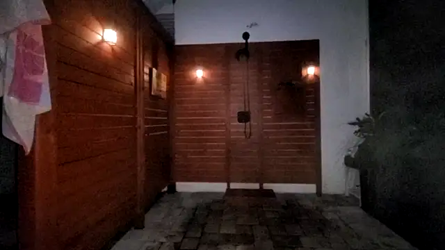 theclubist111 online show from September 20, 2025, 12:00 am