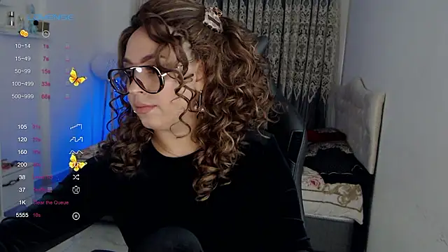 Snapshot of _Just_a_queen_3 chatting on February 3, 2026, 7:13 am Just a queen 3 online show from February 3, 2026, 7:13 am