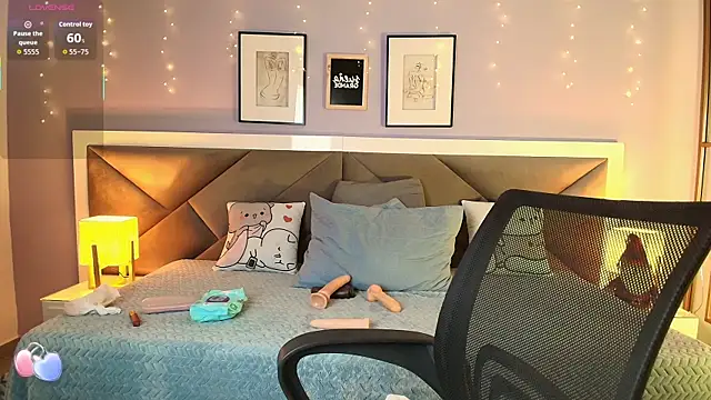 Snapshot of lisa_casper chatting on December 3, 2025, 12:47 pm lisa casper online show from December 3, 2025, 12:47 pm