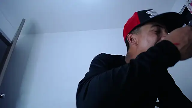 Snapshot of Demiansteven2 chatting on February 6, 2026, 2:16 am Demiansteven2 online show from February 6, 2026, 2:16 am